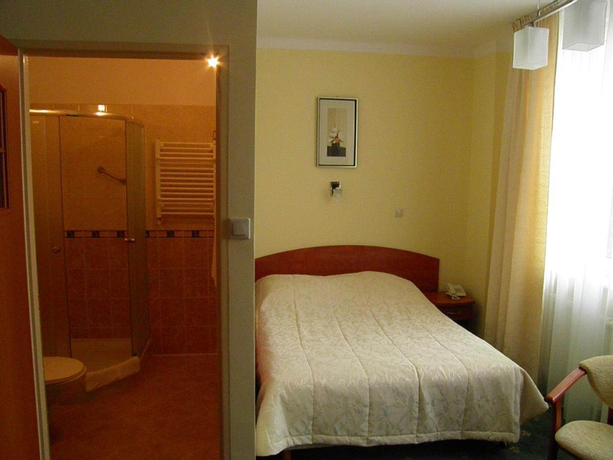 Hotel Gromada Arka Lux Koszalin Zimmer foto
